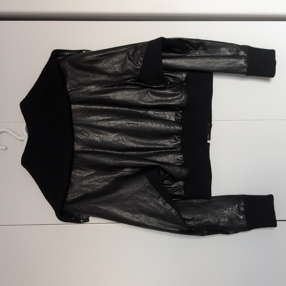 🌸VINCE Dolman Sleeve Leather Jacket EUC - Picture 14 of 14
